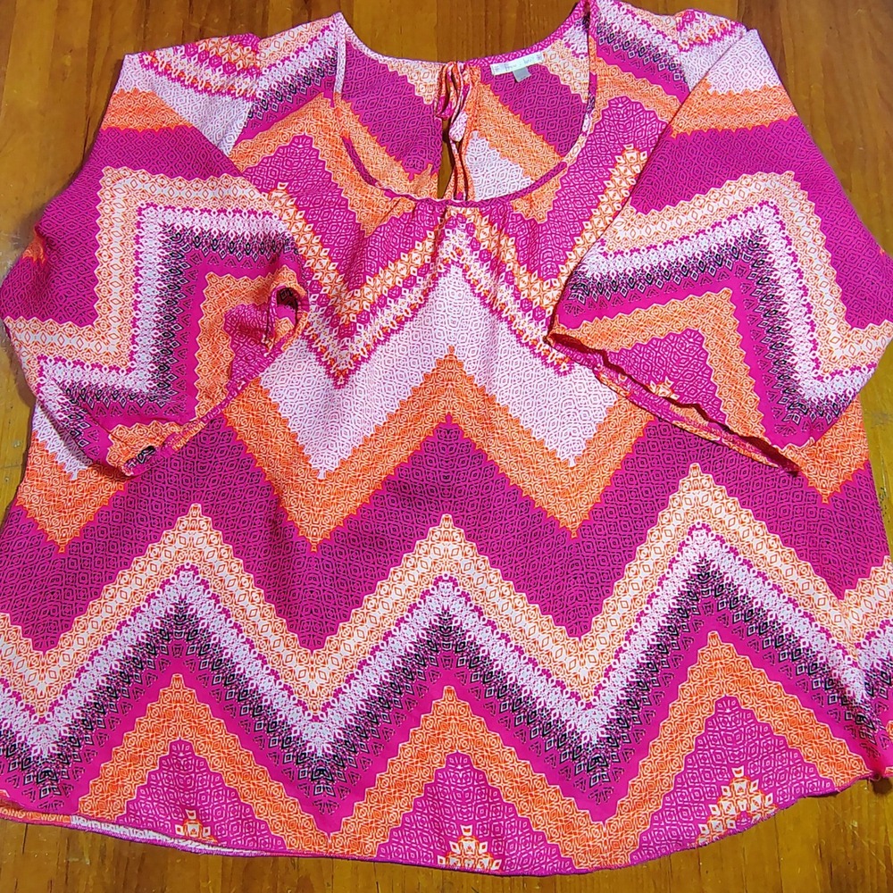 Free 2 Luv Women 1X Chevron Print Tie Neck Blouse Pink‎ Orange Boho festival
